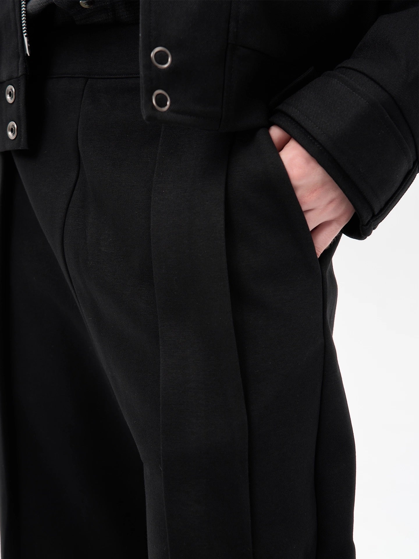 "The Fuild" Relaxed Pleated Trousers