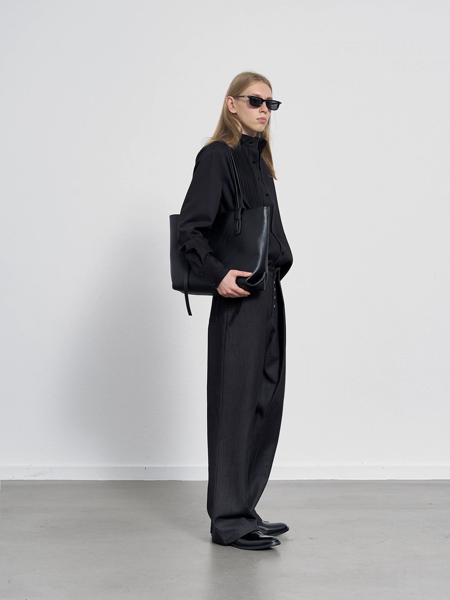 « Pleat Denim » Black Denim Commuter Pants