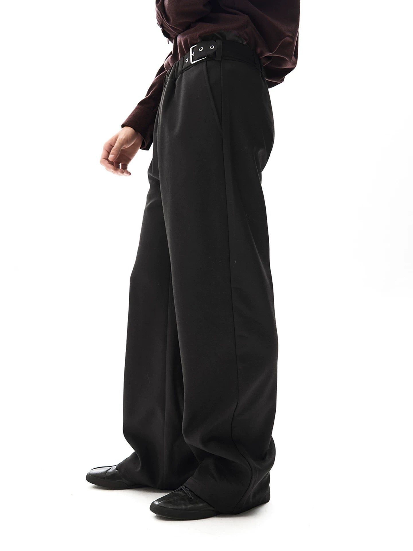 "The Black Folded" Wide-Leg Pleat Pants