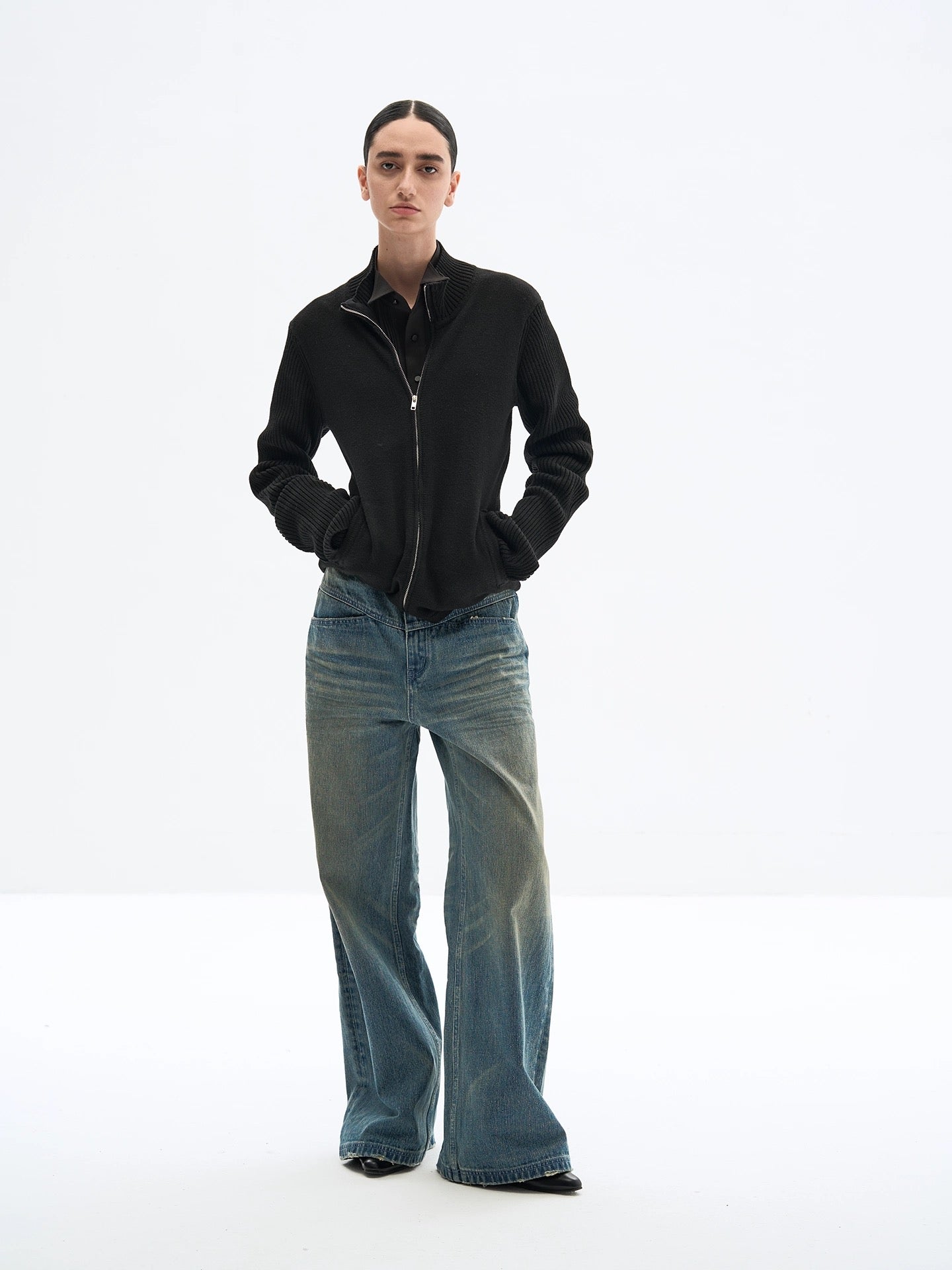 « Scroll » Washed Blue Denim Pants
