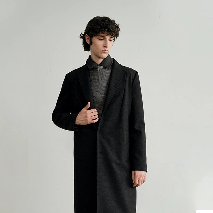 "Chester" Black Long Pleated Coat