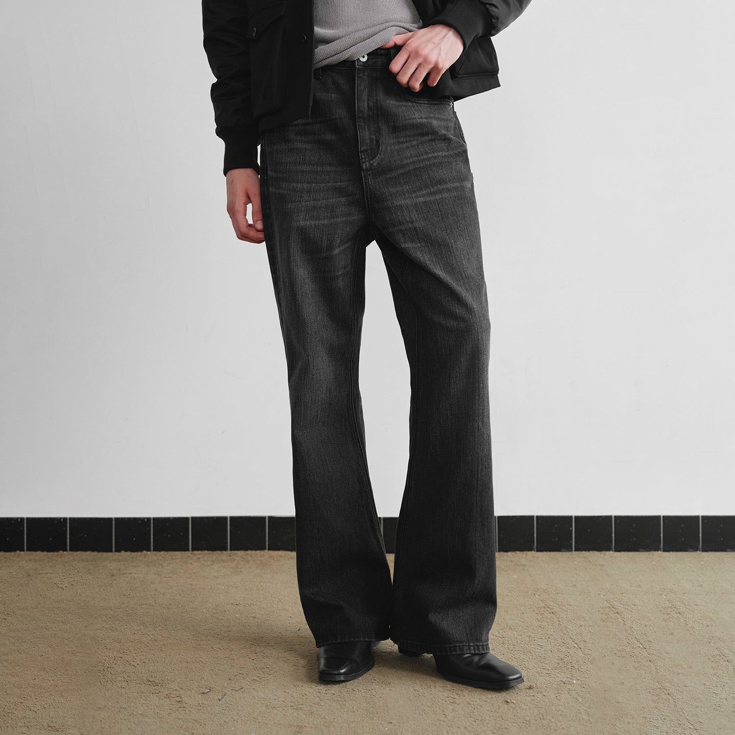 "Sulfur" Raw Straight-Leg Jeans