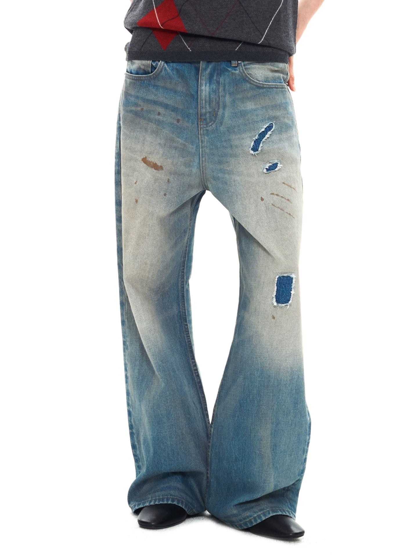 “Wasteland” Distressed Straight Jeans