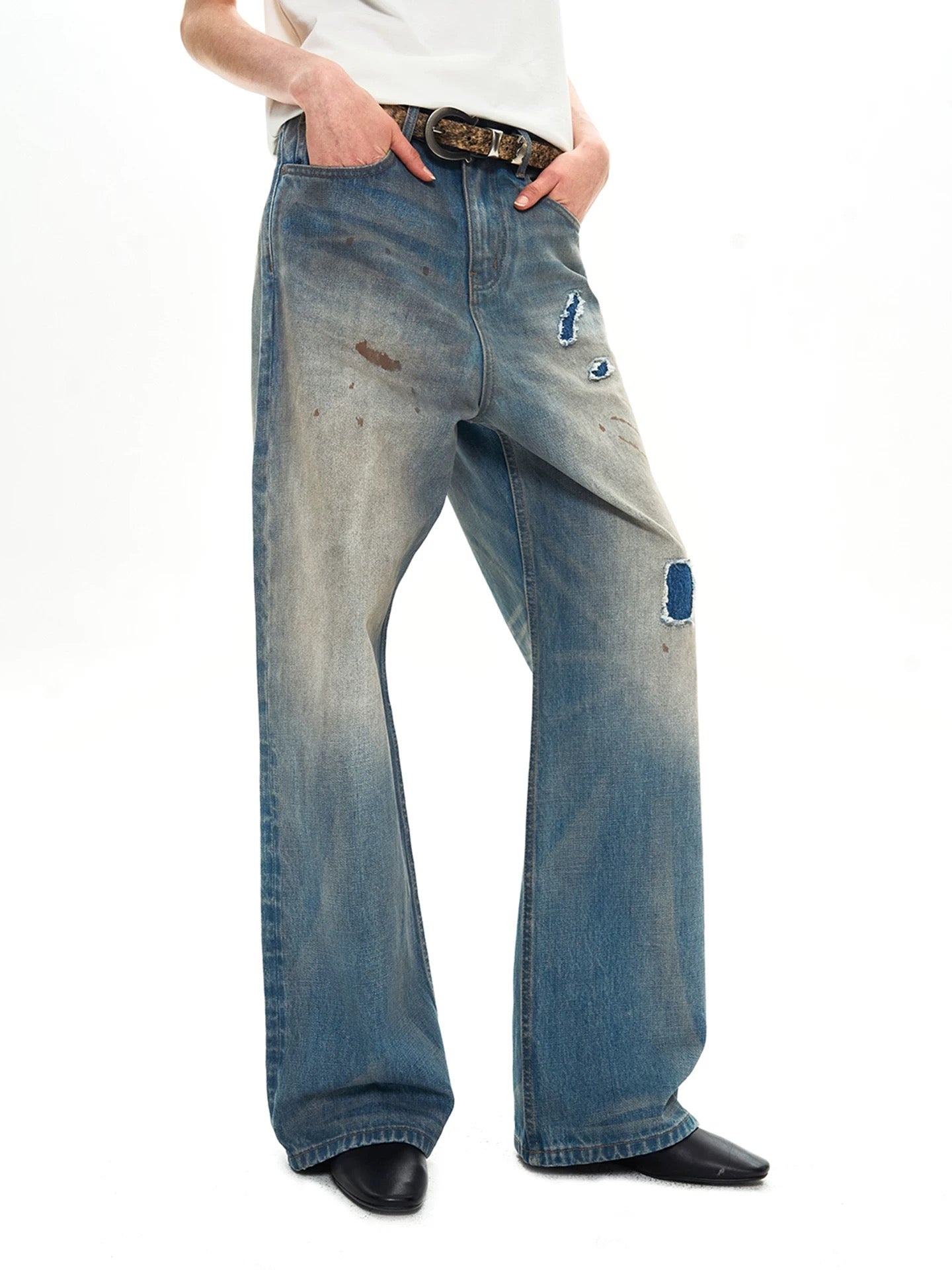 “Wasteland” Distressed Straight Jeans