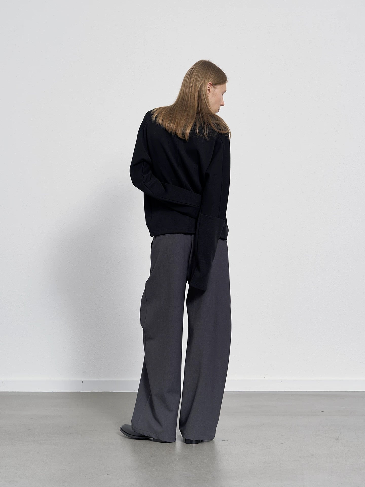 « Side Pleat » Wide Straight-Leg Pants