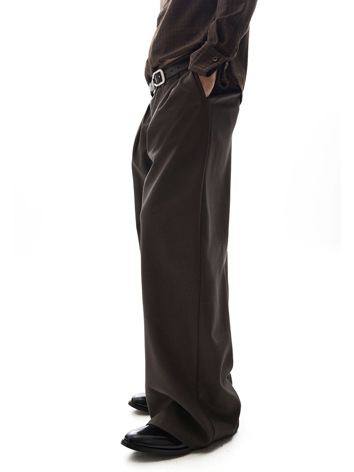 "The Brown Folded" Wide-Leg Pleat Pants