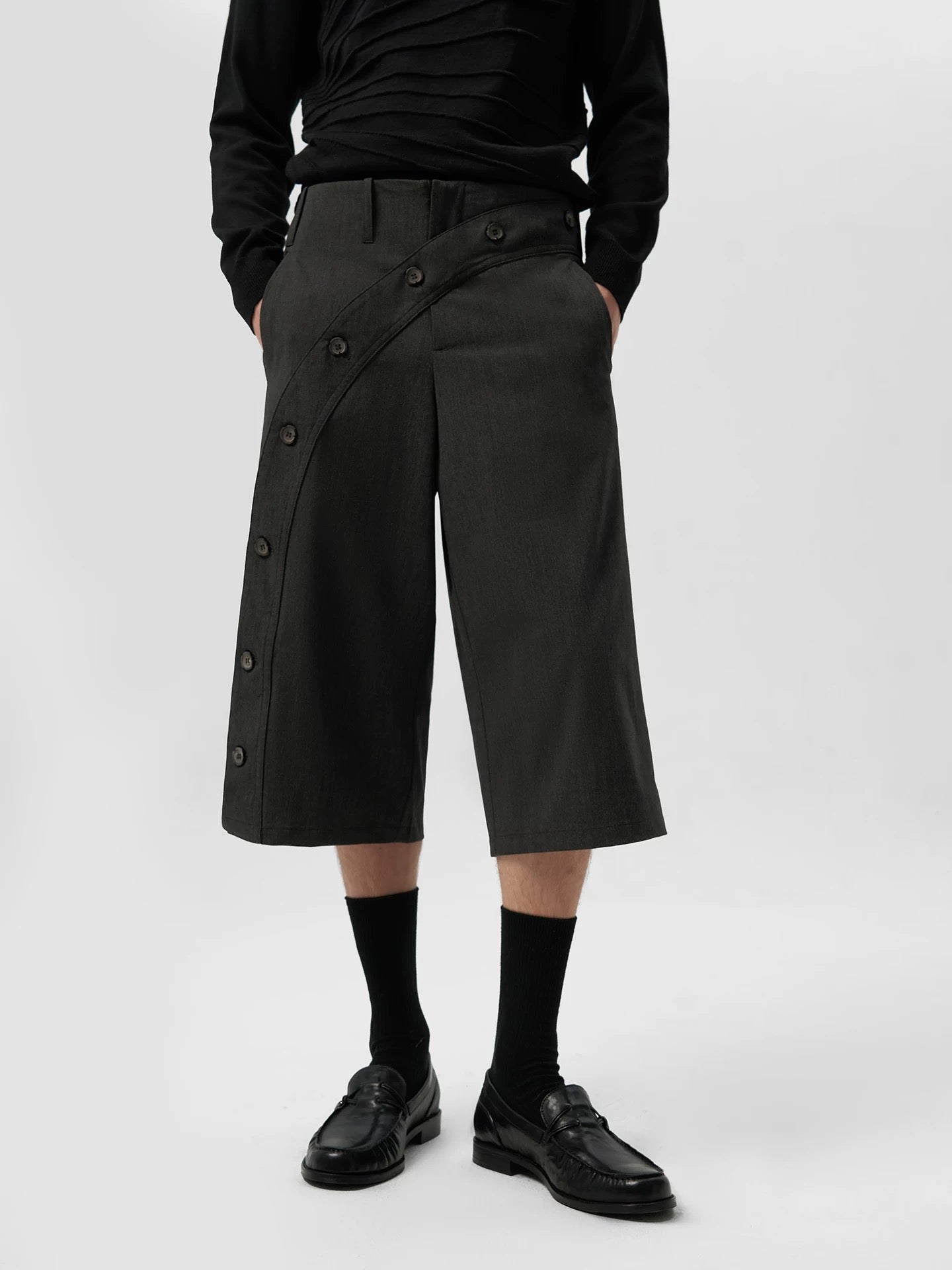 "Eclipse" Tailored Short