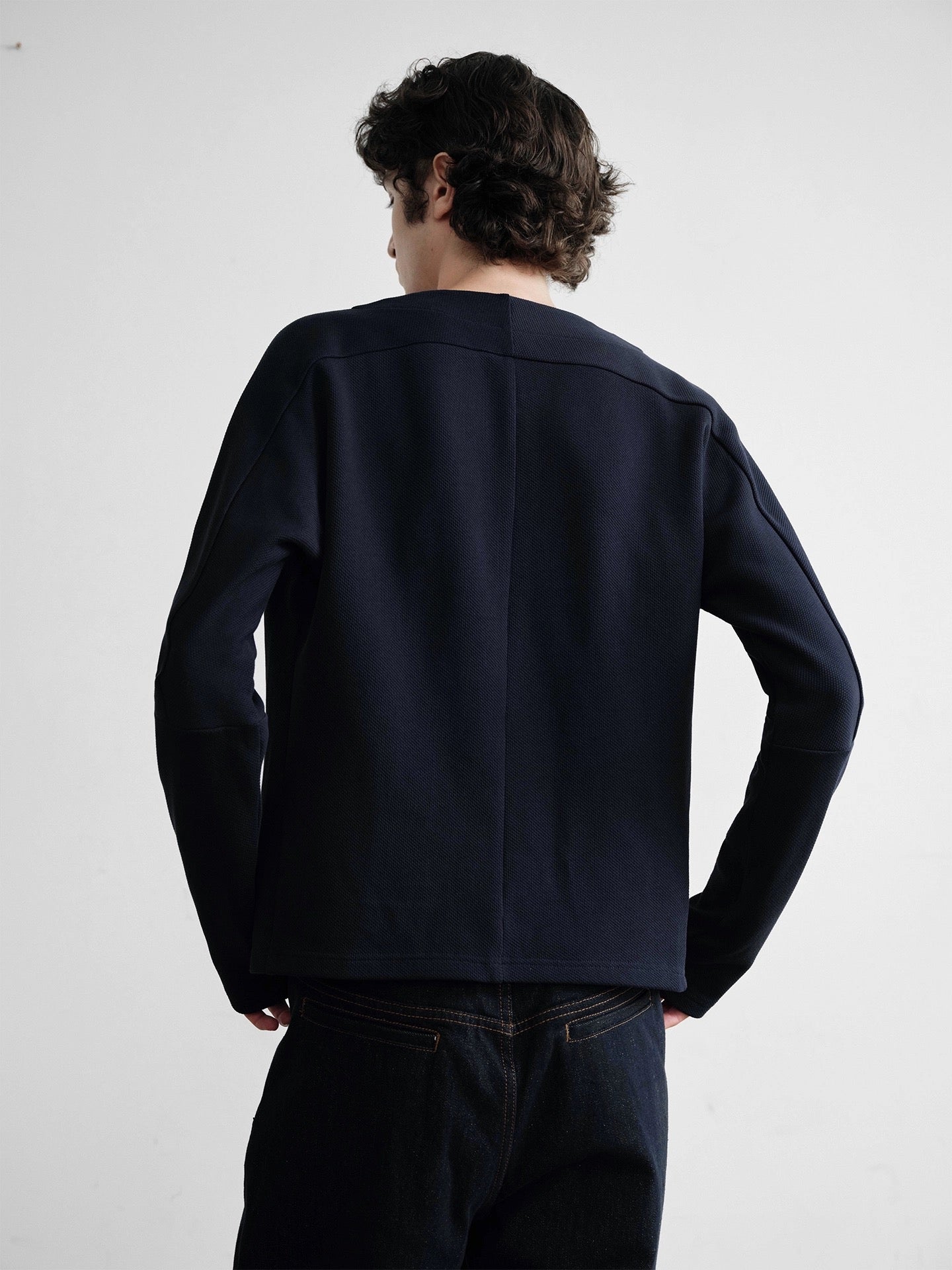 "Classy" Pleated Single-cut Long-Sleeve