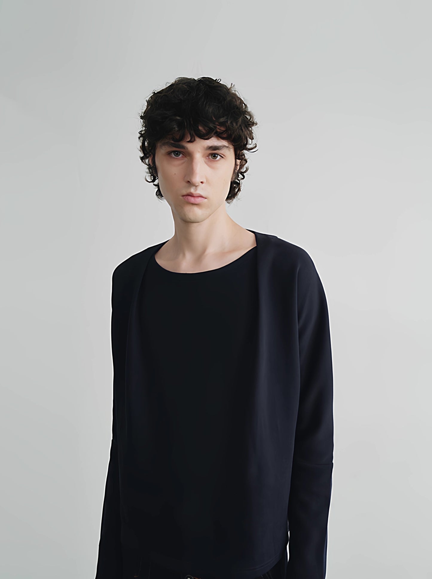 "Classy" Pleated Single-cut Long-Sleeve