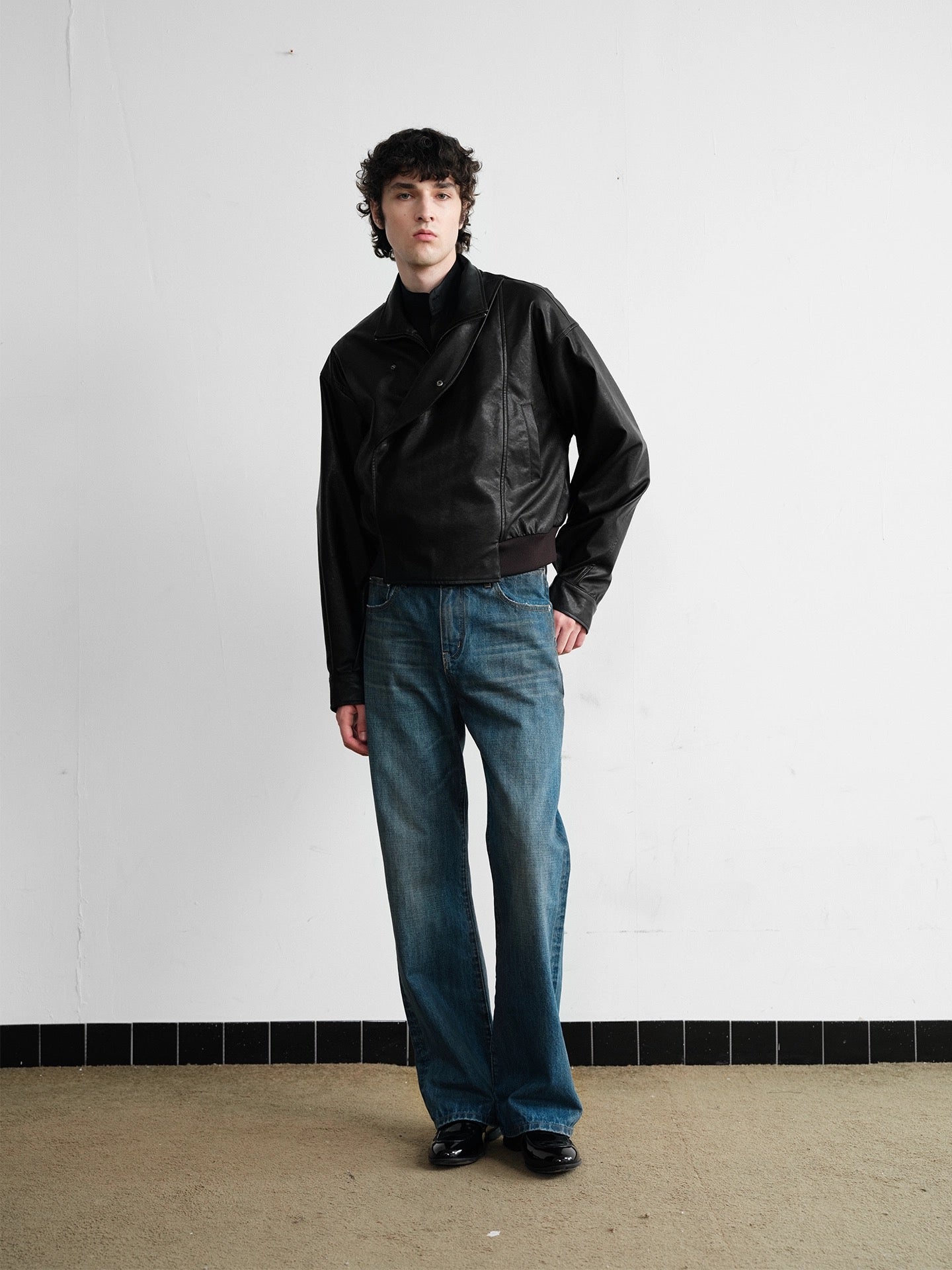 "Blue Desert" Washed Straight-Leg Jeans