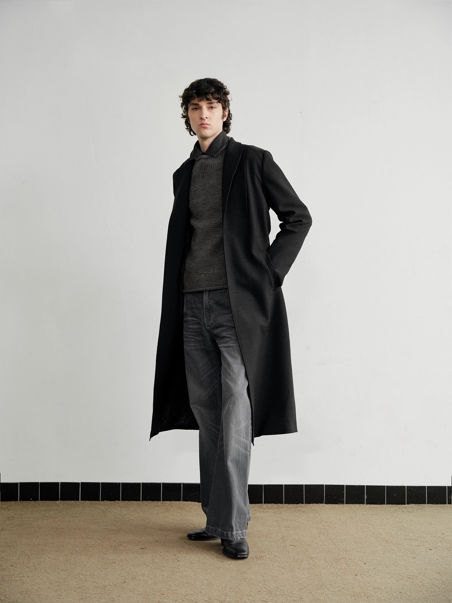 "Chester" Black Long Pleated Coat