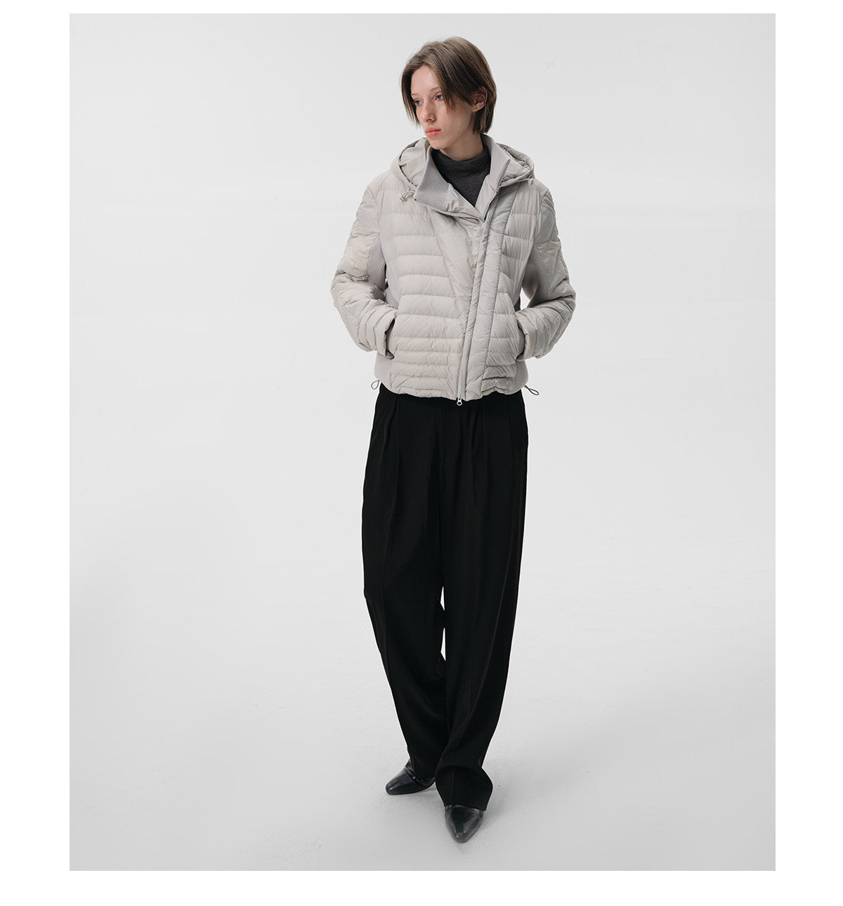 "Biloba" White Down Hooded Jacket